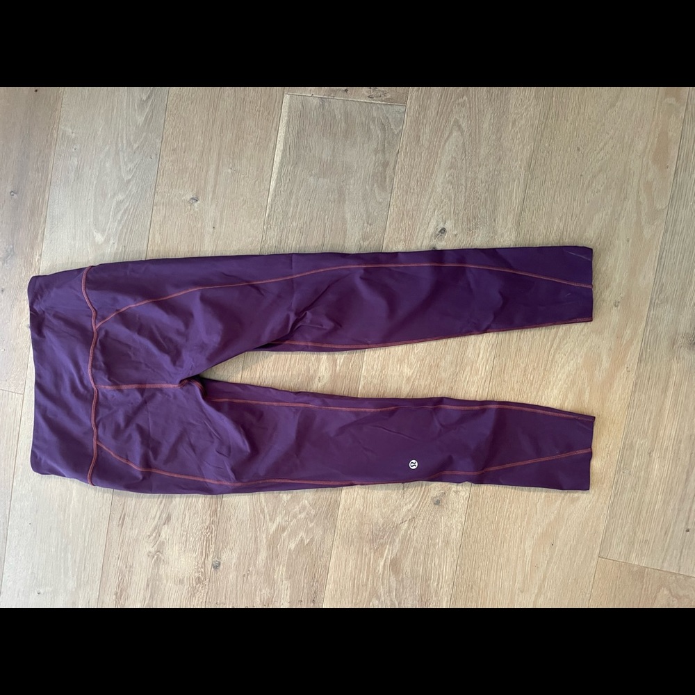 Lululemon plum leggings